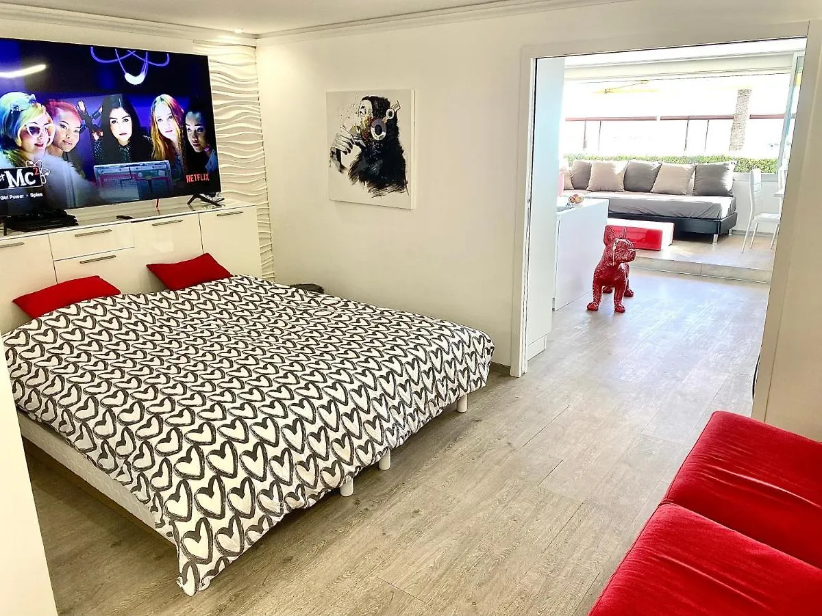 Apartment Magnifique Appartement Les Pieds Dans L'Eau A Nice Saint-Laurent-du-Var France