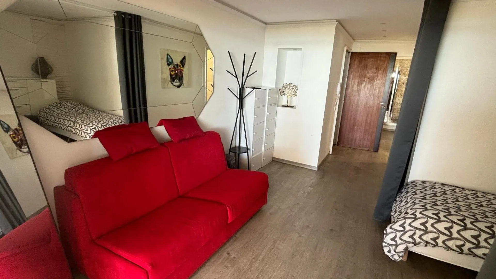 Apartment Magnifique Appartement Les Pieds Dans L'Eau A Nice Saint-Laurent-du-Var